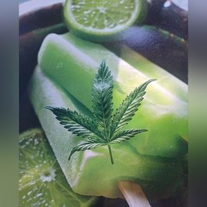 Comerative Time Magazine